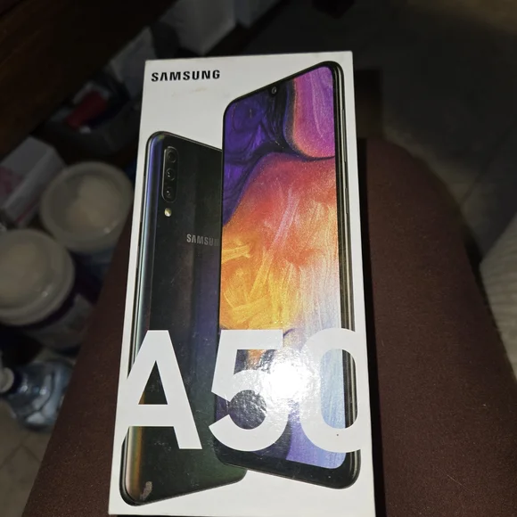 Samsung A50 Smart Phone